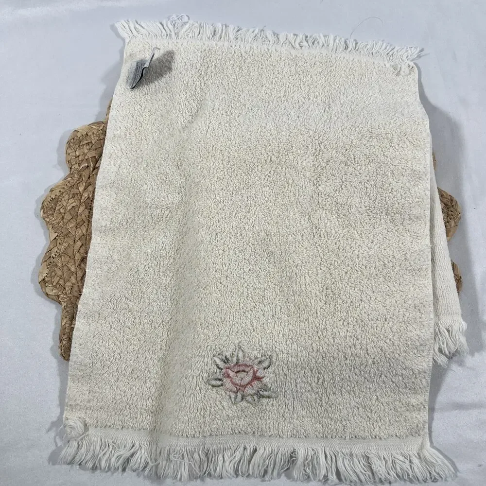 Vintage Set of 3 Avanti Ivory Pink Flower Rose Fingertip Hand Towels 100% Cotton